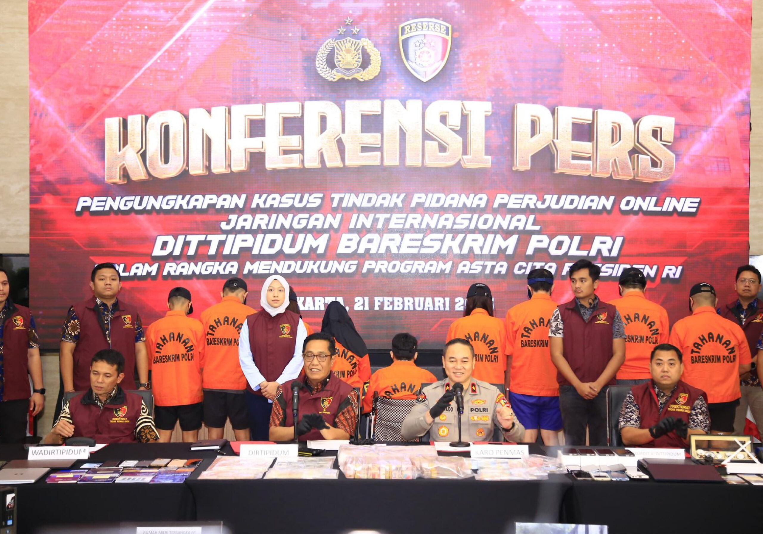 Konferensi Pers Judi Online