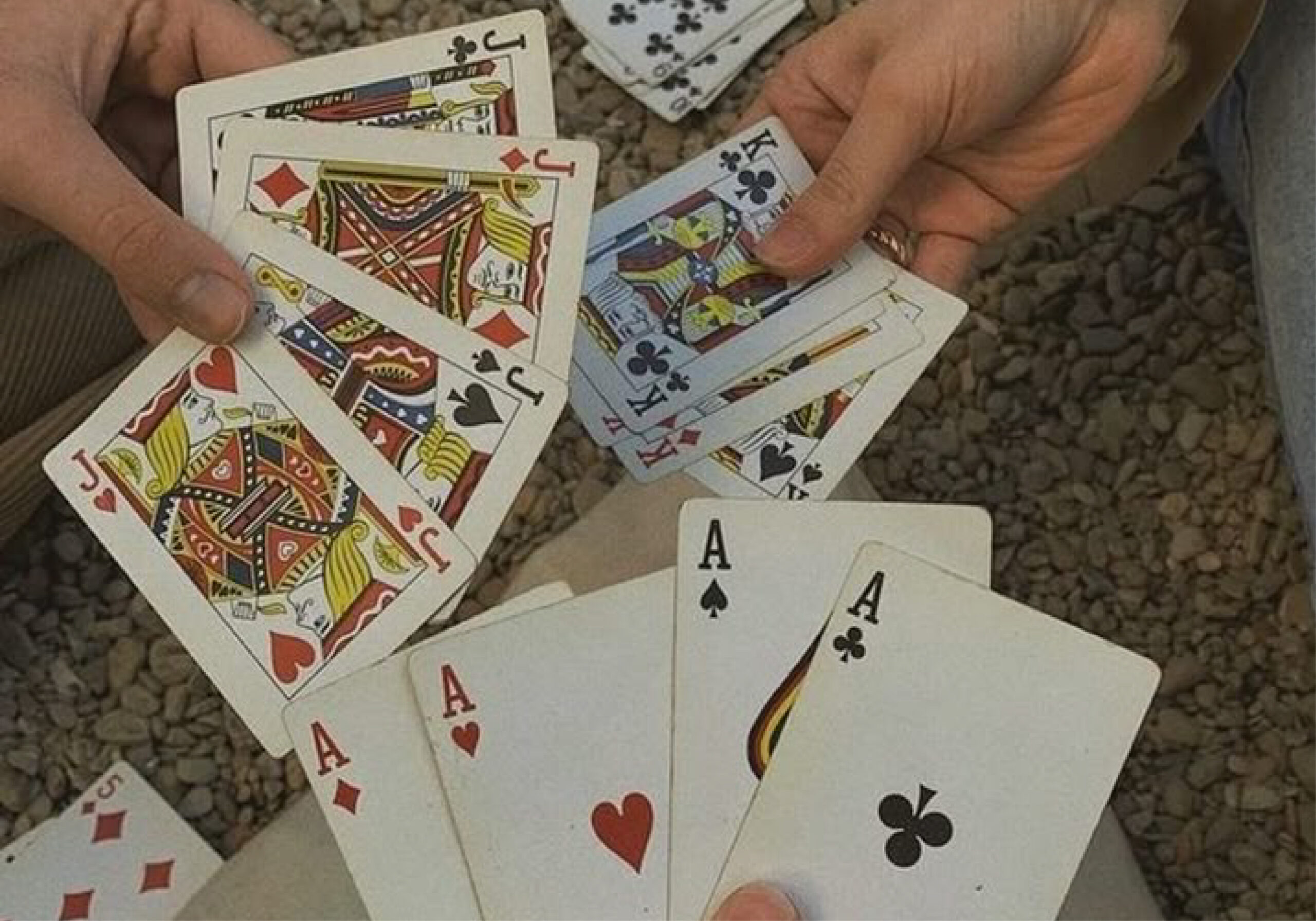 Tiga Kuli di Jepara Disergap Polisi Saat Main Judi Remi di Siang Bolong