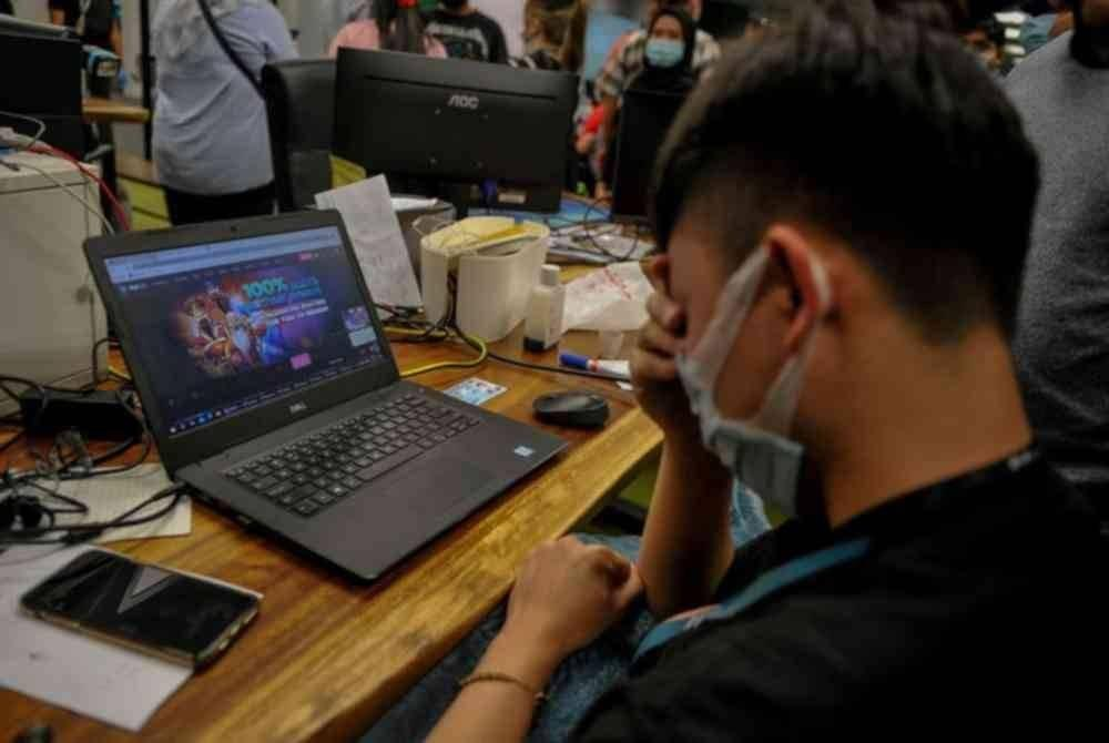 Bahaya Judi Online dan Upaya Pemerintah Melindungi Masyarakat